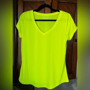 Xersion Neon Yellow Athletic Sport V-Neck Tee Medium NWOT